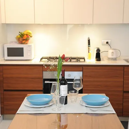 Gio Apartment *